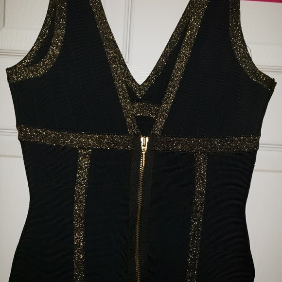 Dress - Picture 3 of 3